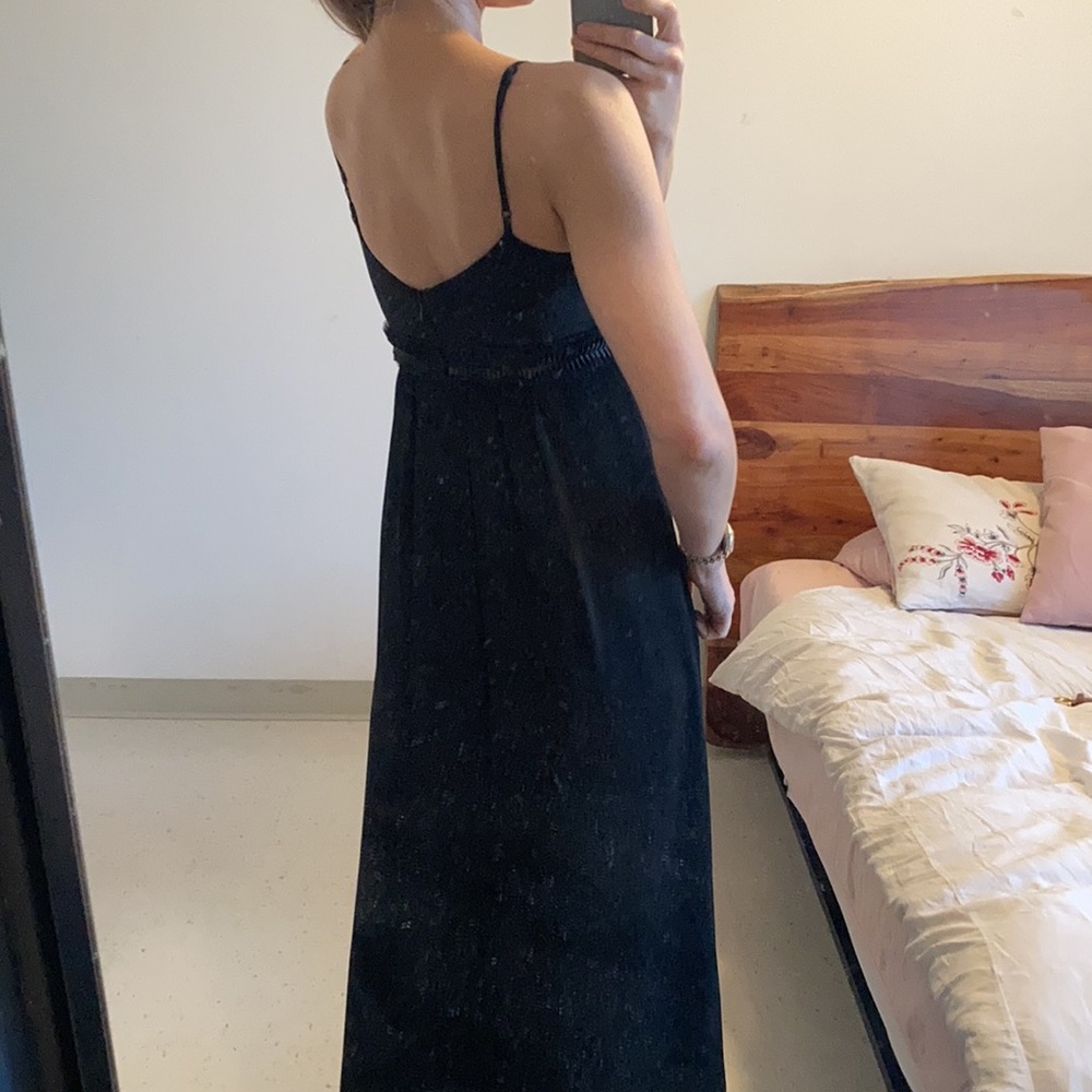 Black long evening gown size 4. - Picture 4 of 6